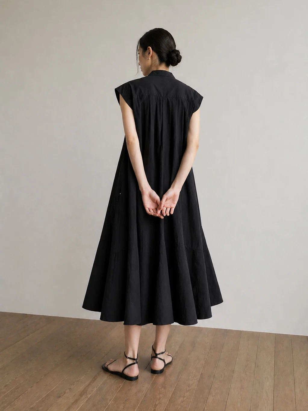 Sleeveless Cotton Dress - Image 4