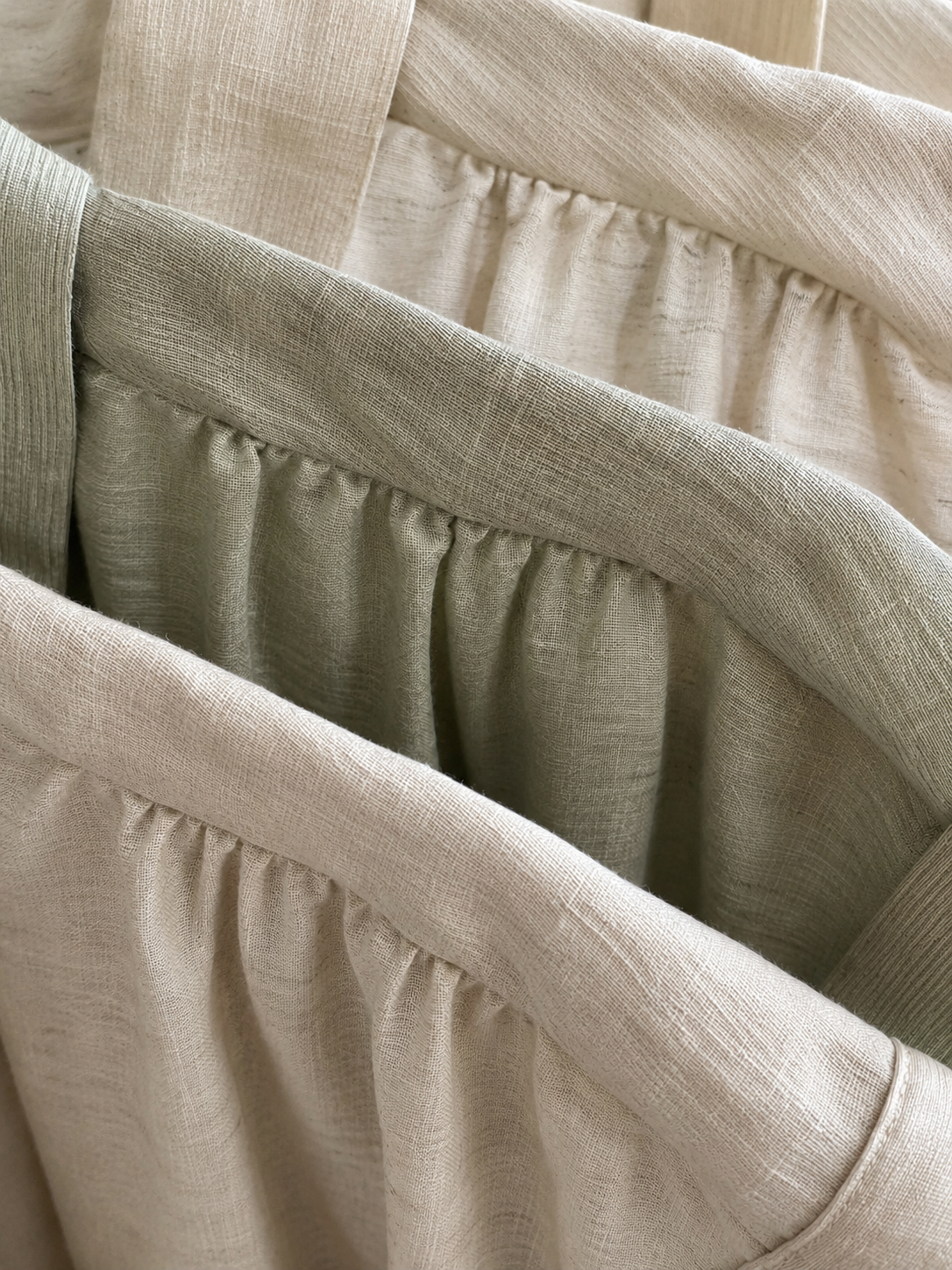 Sleeveless Linen Blouse - Image 10
